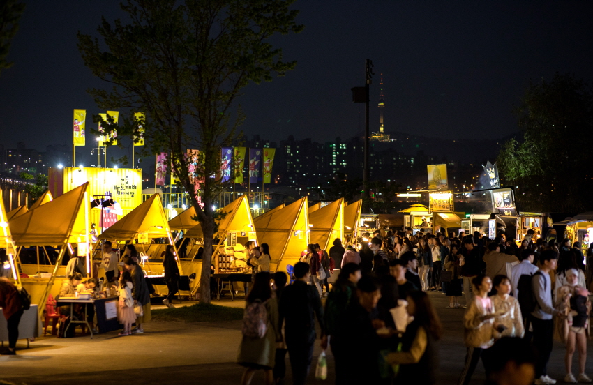 首爾夜貓子夜市