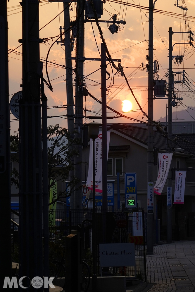 攝津本山站美麗風景