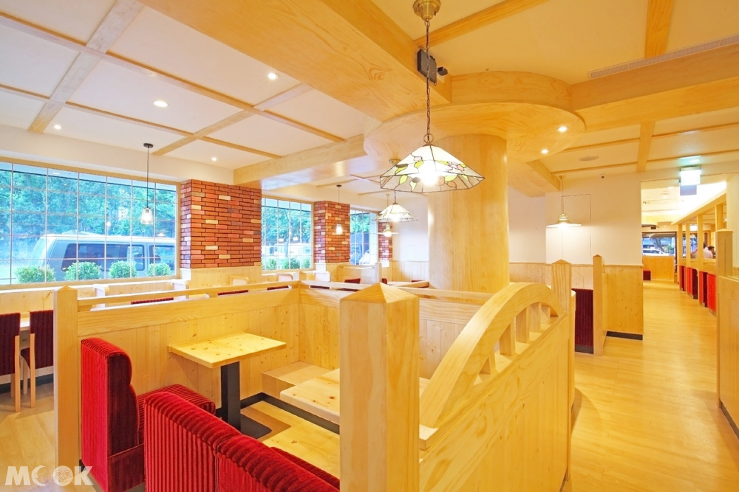 コメダ珈琲敦南信義店