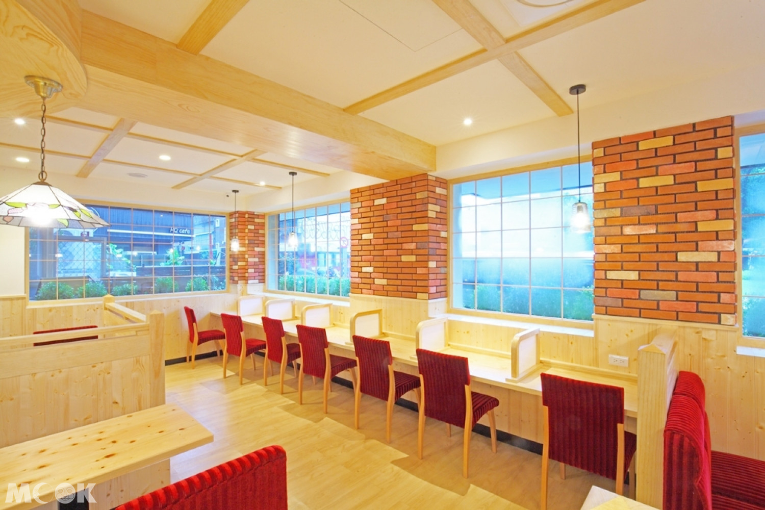 コメダ珈琲敦南信義店