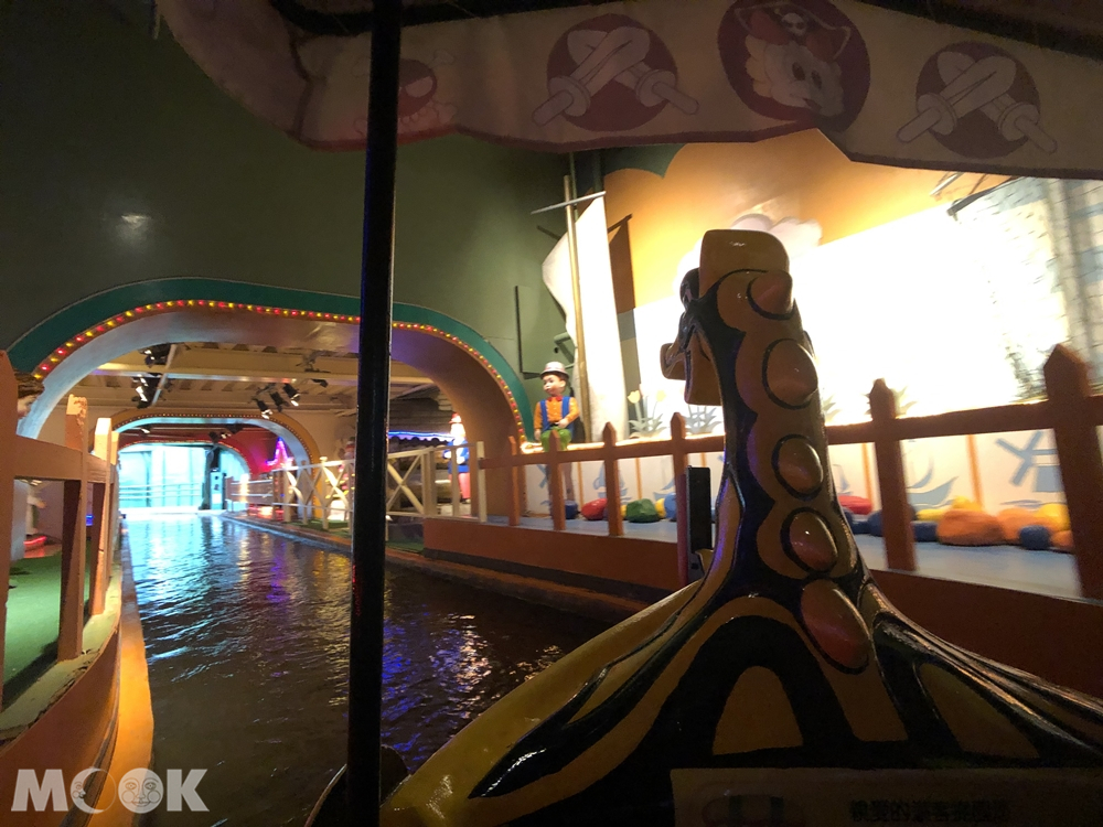 小人國主題樂園 水道船