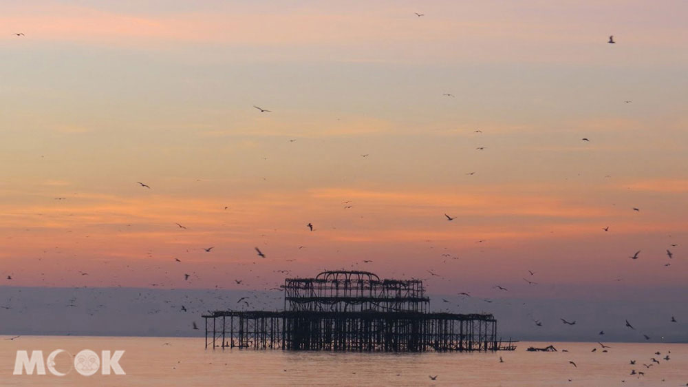 夕陽下的布萊頓西碼頭Brighton West Pier