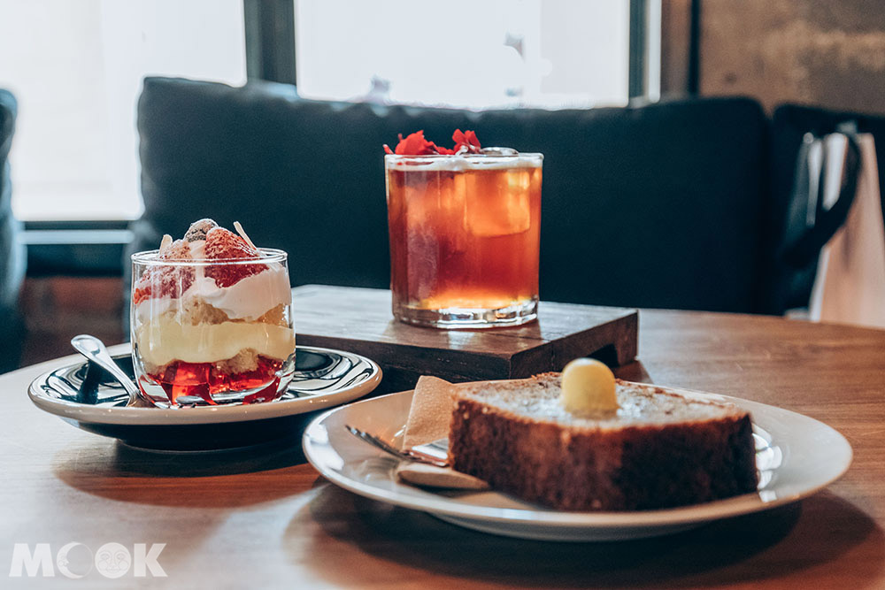 泰國 清邁 尼曼明路 One Nimman商場Graph Cafe