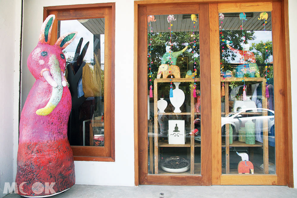 泰國 清邁 古城區 週日步行街 Rachadamnoen Rd. Supachet Studio