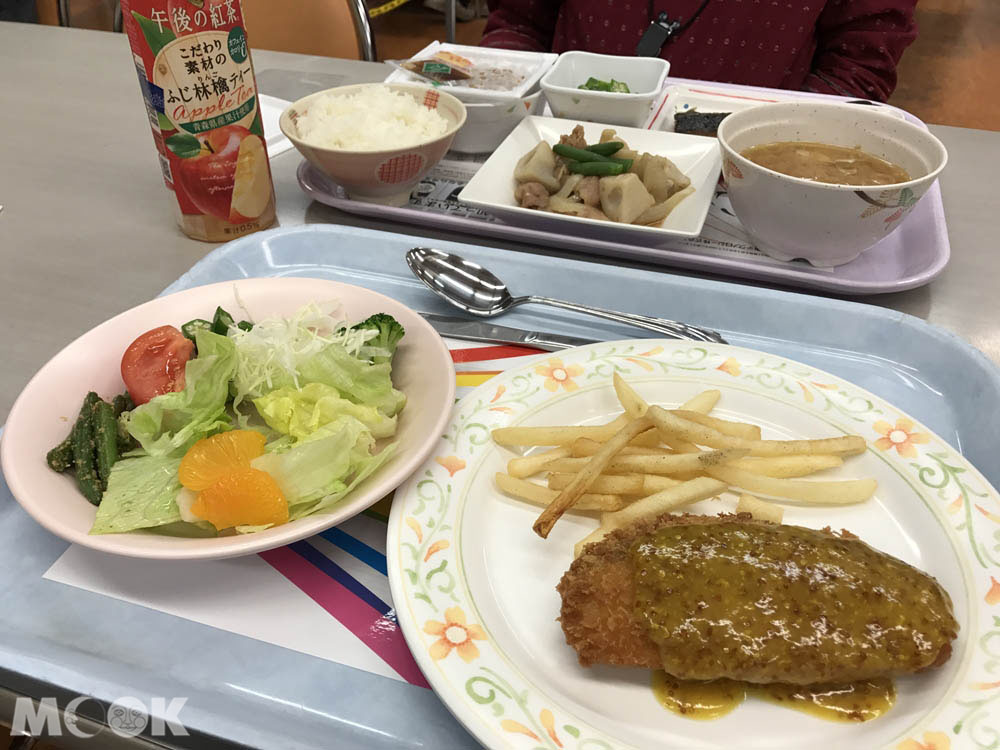 北海道大學中央食堂的餐點