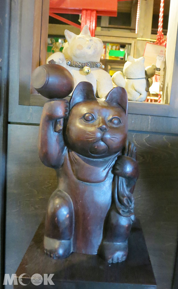 招財貓美術館(招き猫美術館)手拿大福槌的招財貓