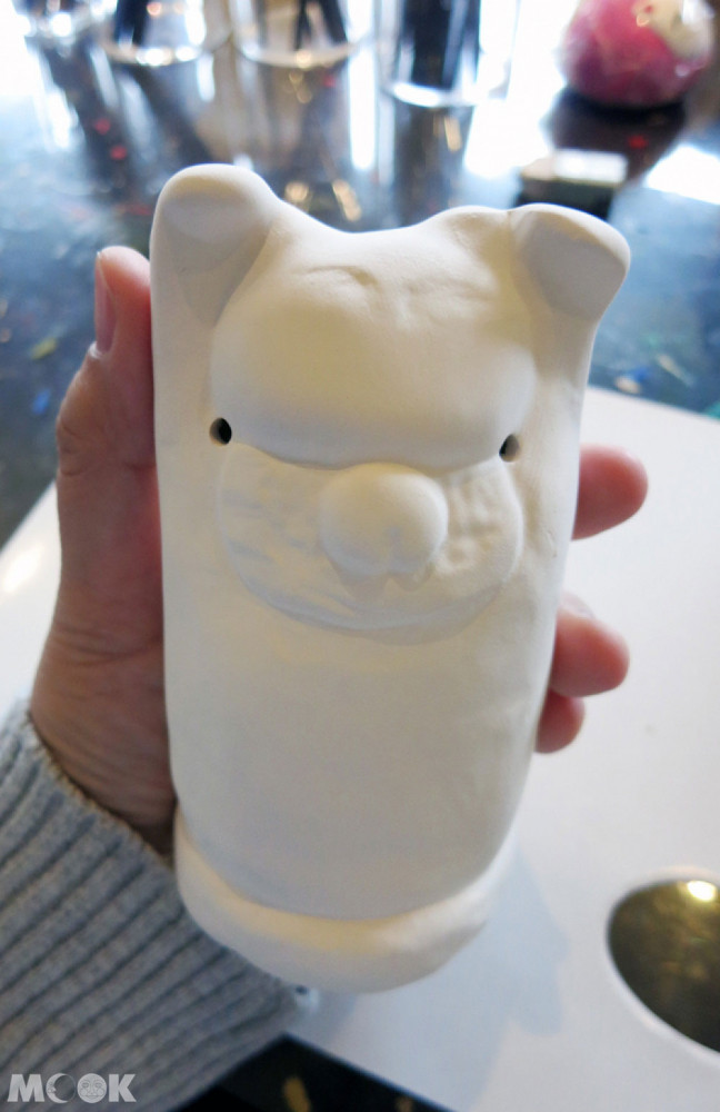 招財貓美術館(招き猫美術館)Lucky Cats House舉起雙手的素胚