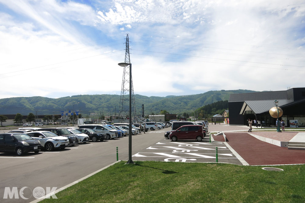 北海道七飯町的道の駅なないろ・ななえ(七色・七飯休息站) 停車場