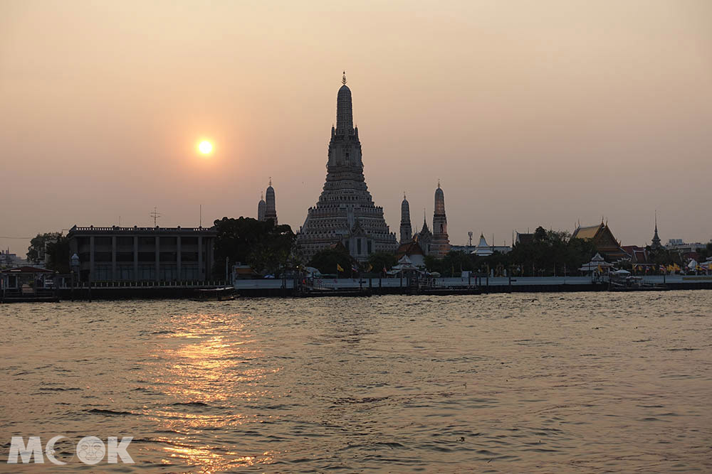 泰國 曼谷 鄭王廟 昭披耶河畔 夜景 夕陽 日落 餐廳