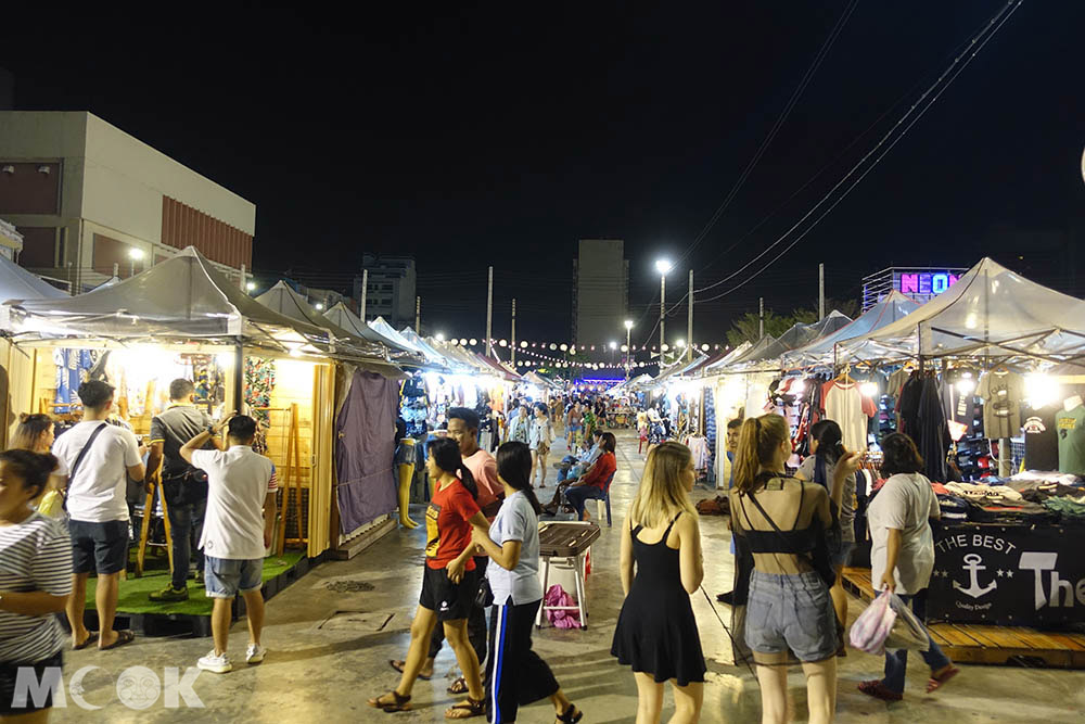 泰國 曼谷 夜市 市集 Neon 霓虹夜市 水門市場
