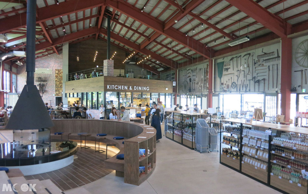 北海道七飯町THE DANSHAKU LOUNGE室內