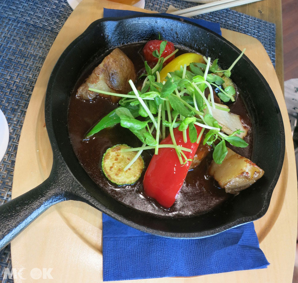 THE DANSHAKU LOUNGE大沼牛漢堡排
