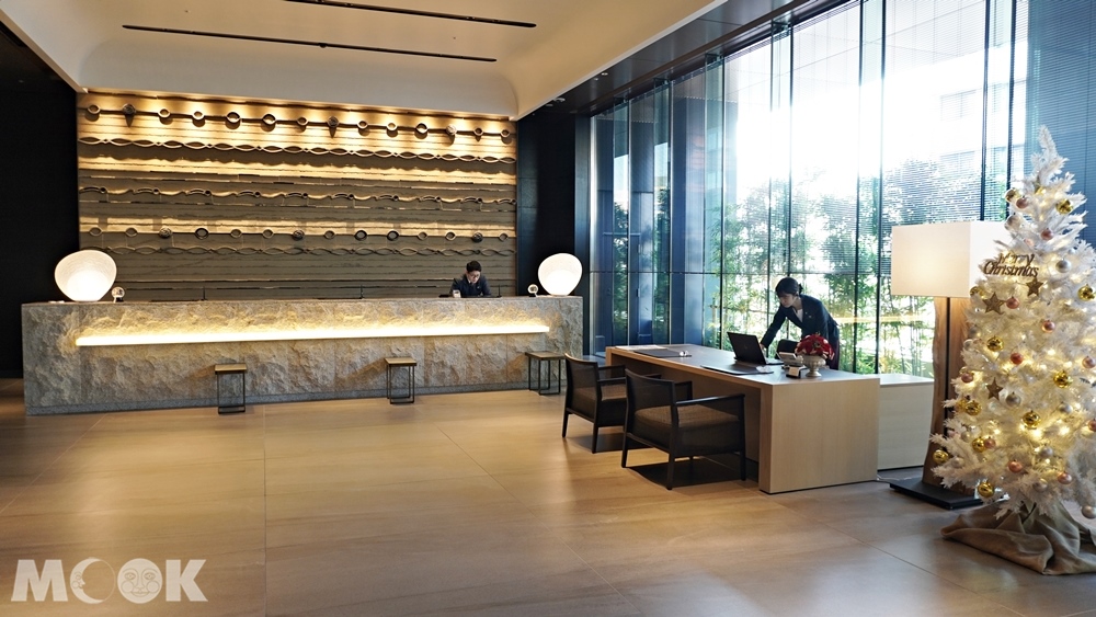 九州博多飯店THE BLOSSOM HAKATA Premier對面的購物中心