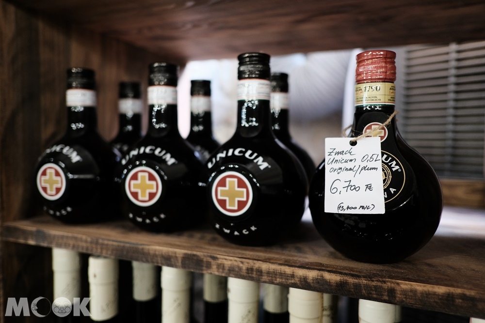匈牙利百年草藥酒Unicum