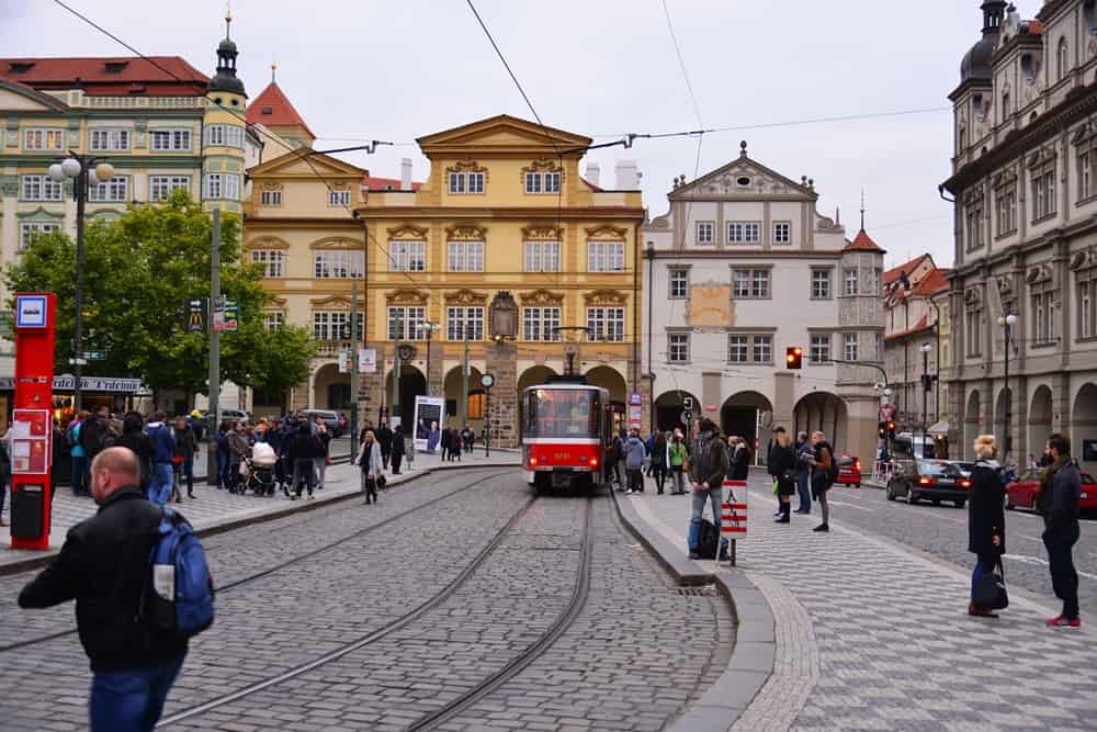 小區廣場 Malostranské náměstí