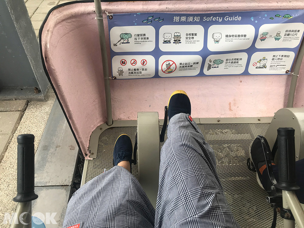 新北市 深澳鐵道自行車 八斗子站 車廂 座位 手剎車 安全帶