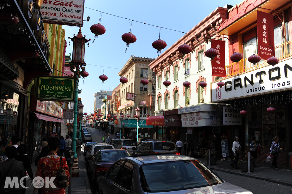 舊金山市中心的唐人街街景
