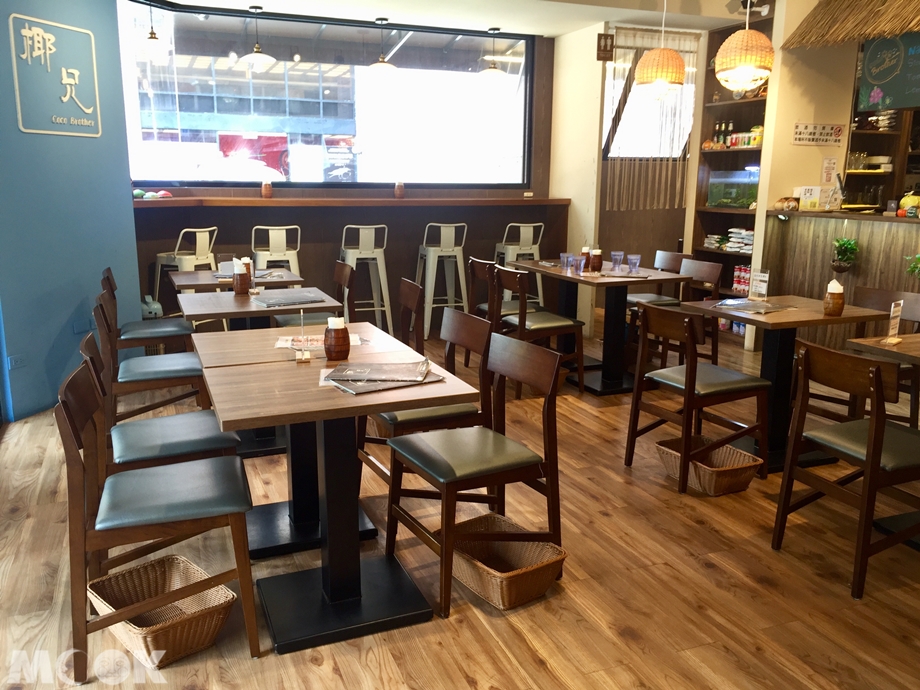 台灣台北市　南京復興　泰式料理　椰兄