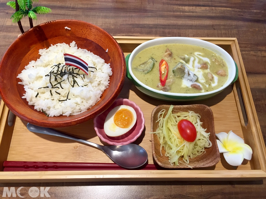 台灣台北市　南京復興　泰式料理　椰兄