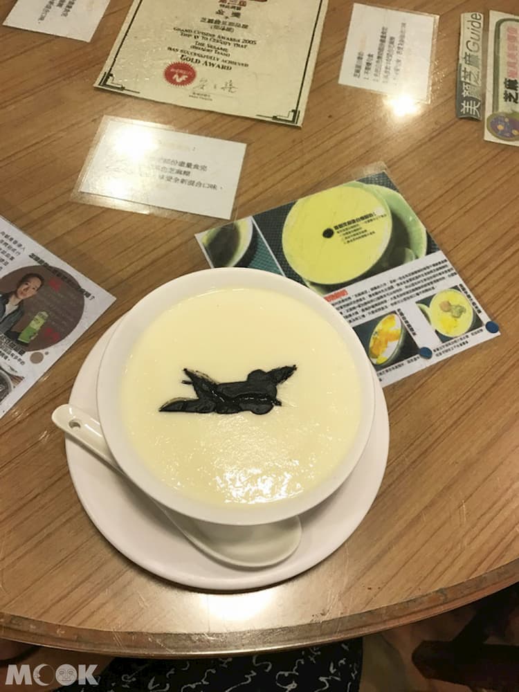 芝麻蛋白燉鮮奶