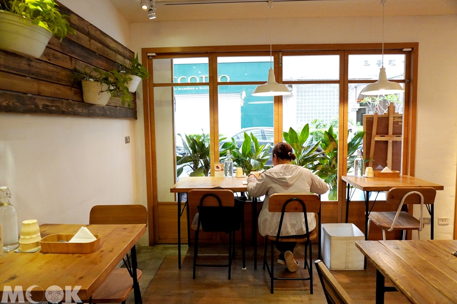 台灣台北市　忠孝敦化站　元禾食堂　店內景