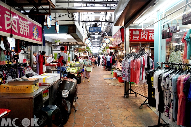 台灣台中市　西區　第五市場　市場內景