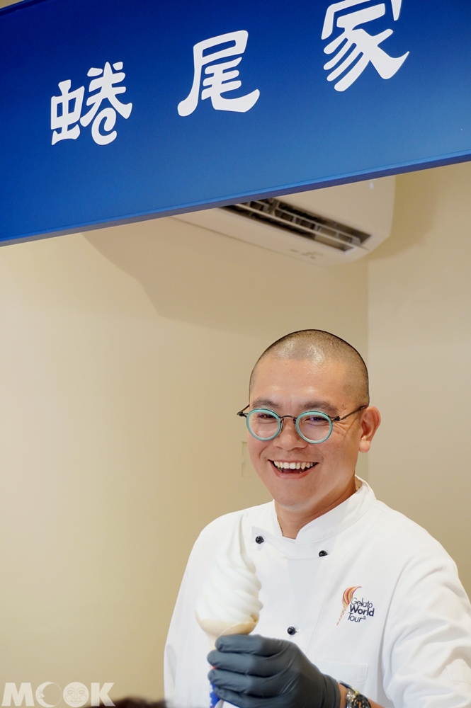 台灣台北市　松山區　蜷尾家夏季台北店　老闆李豫拿冰