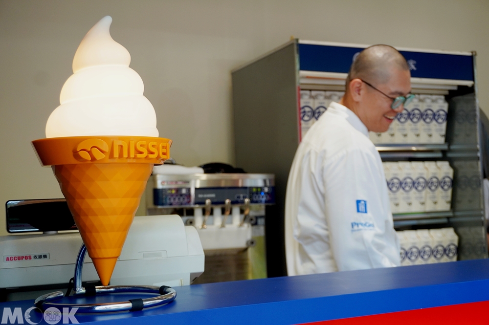 台灣台北市　松山區　蜷尾家夏季台北店　店面內景