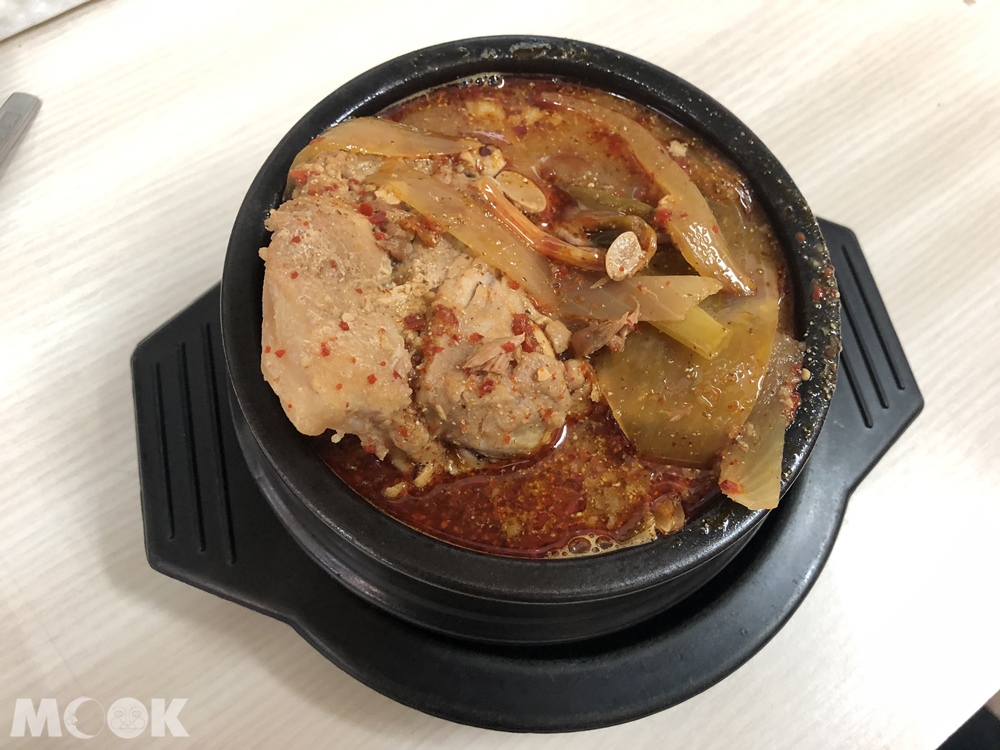 韓食堂以雪爾 豬骨湯飯