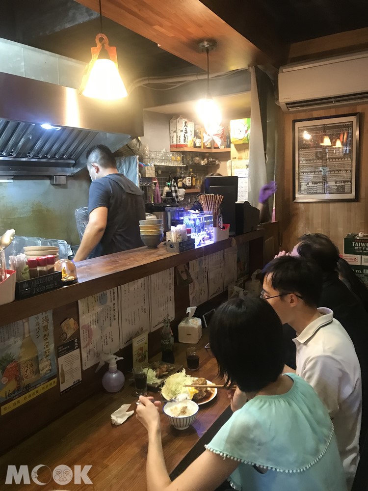 位在大同區赤峰街的名古屋台所