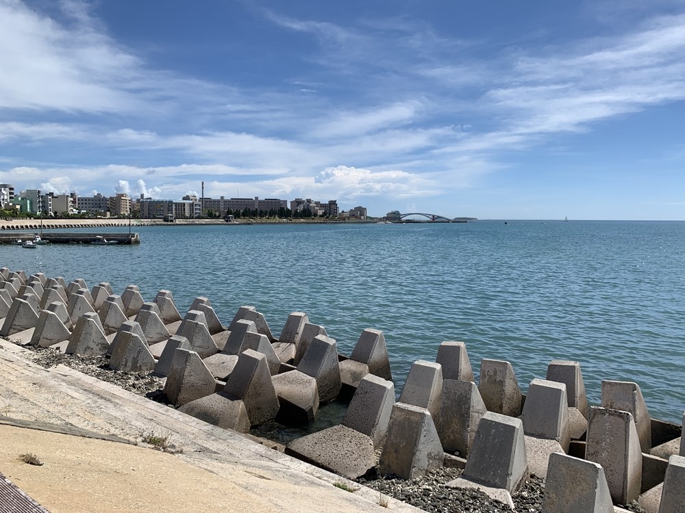 草蓆尾海堤