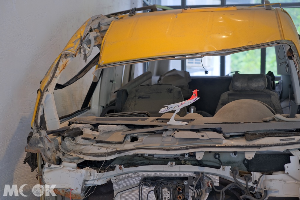 TAXI Museum 計程車博物館 復興航空擦撞的計程車