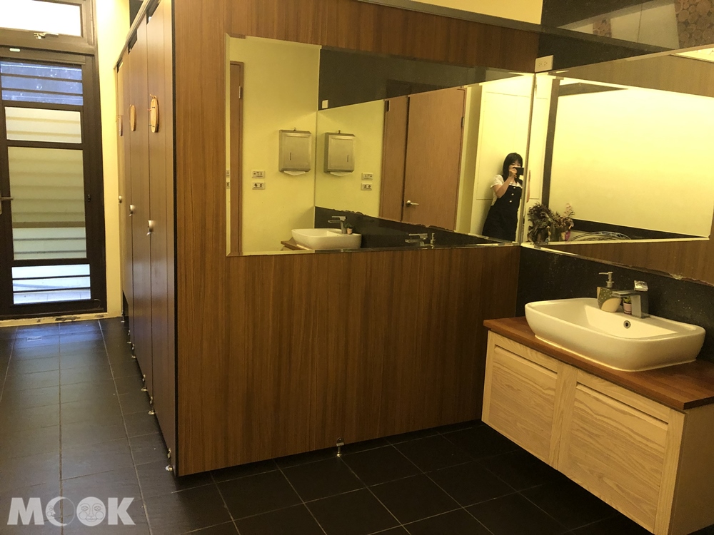 宜蘭樂樂牛排 環境