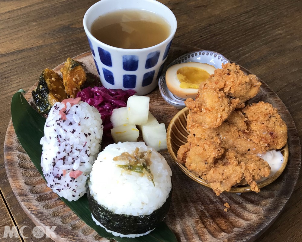 新竹微生的美食炸雞飯糰套餐