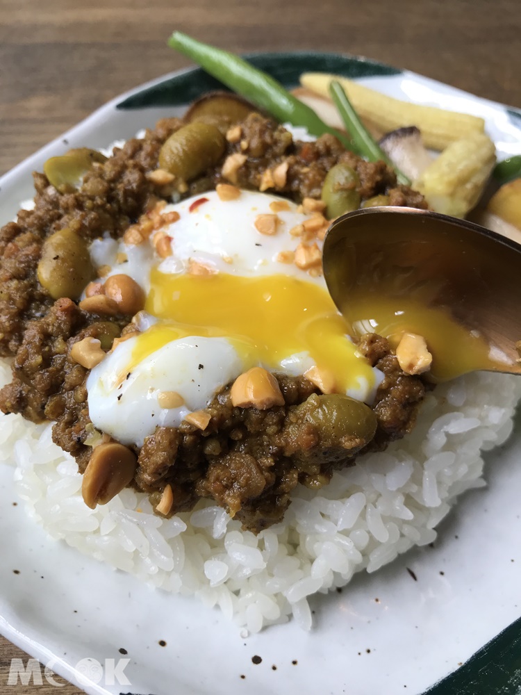 新竹微生咖啡的推薦料理肉末咖哩