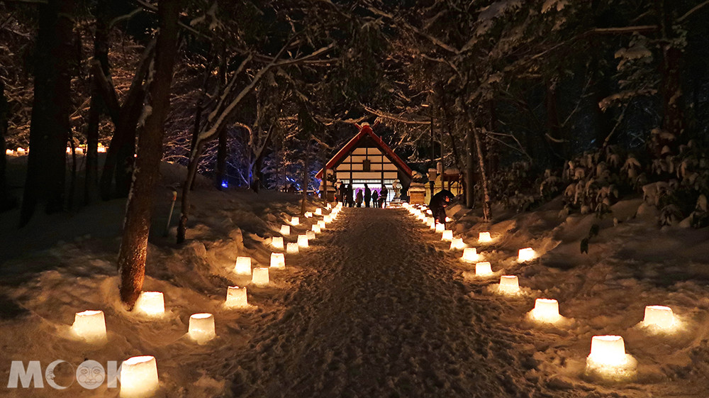 通往神社的步道