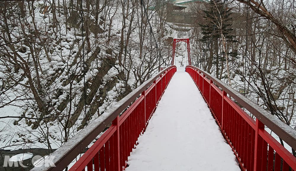 二見吊橋