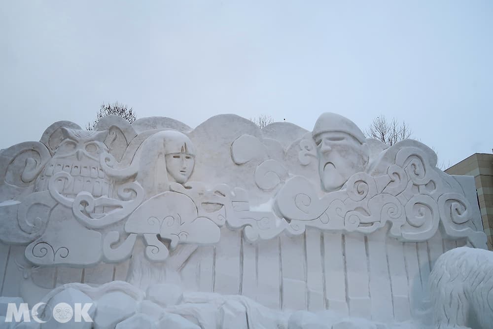 4丁目大雪像「ALL IS ONE ～阿伊努族故事的緣起～」