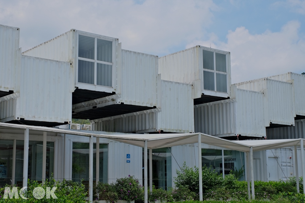 礁溪 龍潭湖畔悠活園區 貨櫃屋外觀