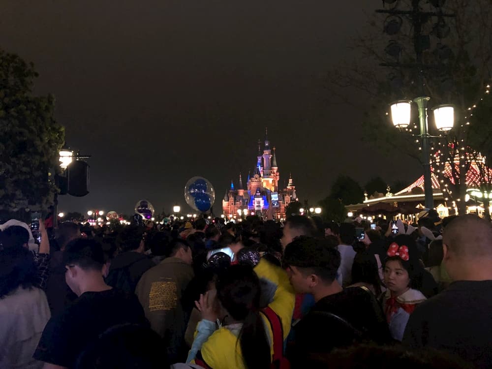 上海迪士尼點亮奇夢夜光幻影秀