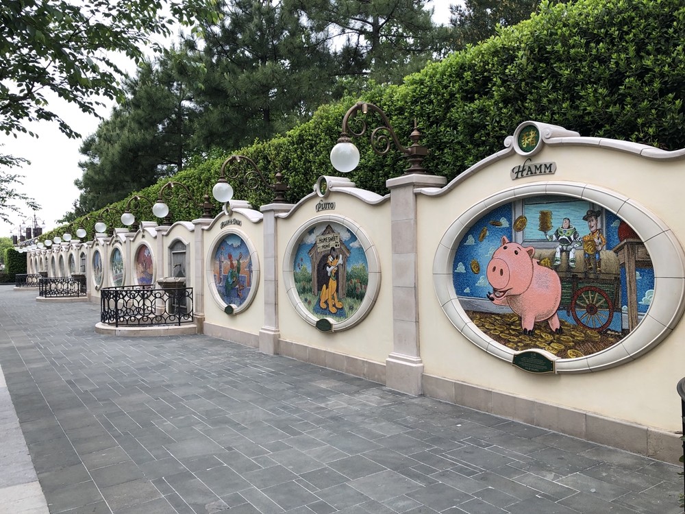 上海迪士尼十二朋友園