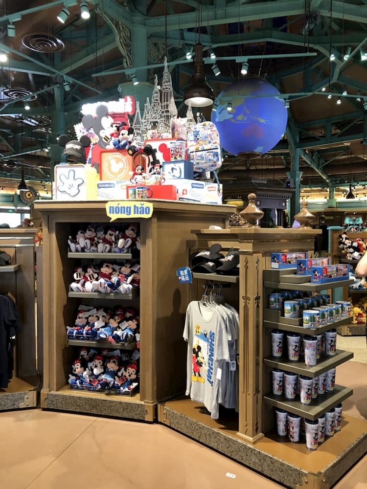 上海迪士尼小鎮迪士尼商店