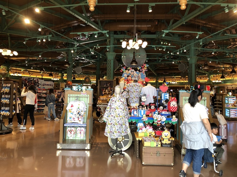 上海迪士尼小鎮迪士尼商店