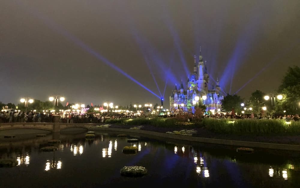 上海迪士尼樂園城堡夜景
