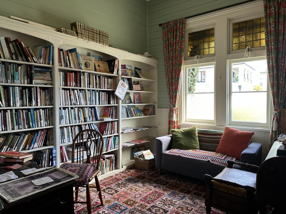阿卡羅阿圖書館Akaroa Coronation Library