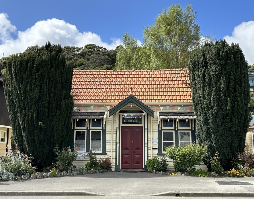 阿卡羅阿圖書館Akaroa Coronation Library